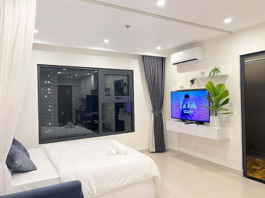 Vinhomes Smart City - Can Phong Tinh Yeu Full Tien Ich Căn hộ *